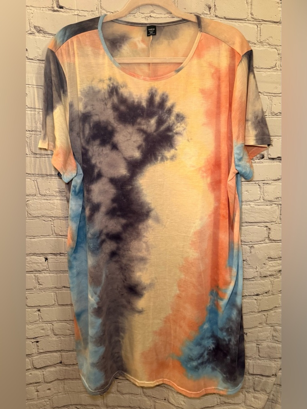 SHEIN Short Sleeve Tie-Dye Tee in Blue, Orange, Cream, Black